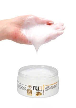 Pharmquests - Fist It - Numbing - 300 ml